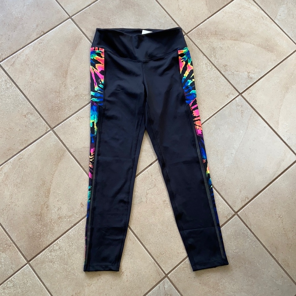 PINK Victoria’s Secret workout leggings